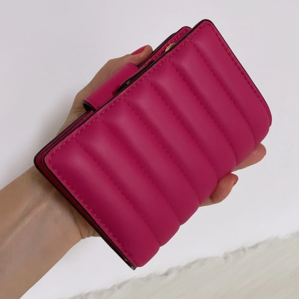 NWT💃Coach Medium Corner Zip Wallet With Quilting - Picture 3 of 7